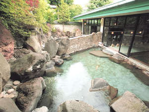 Open-air bath